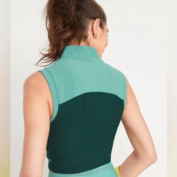 NWOT! English Ivy PowerSoft 1/2-Zip Sleeveless Cropped Top - TALL SIZES ONLY 💛 - Picture 2 of 8